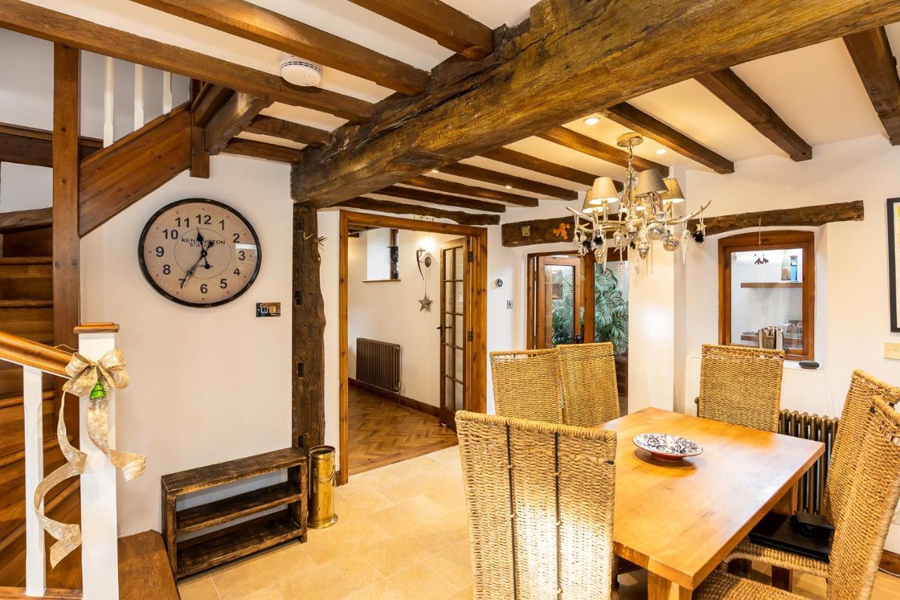 Granary Cottage - Luxury Barn Conversion Weston Subedge Εξωτερικό φωτογραφία